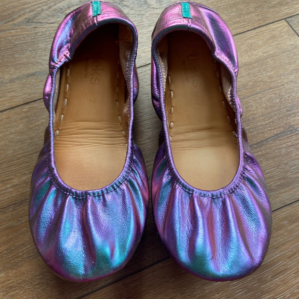 Custom painted Purple & Teal color shift Tieks - Picture 4 of 7